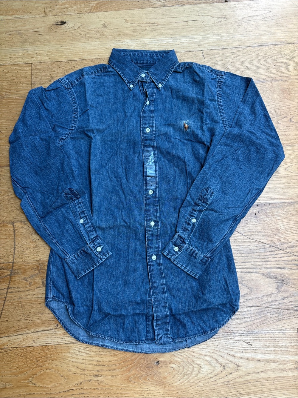 New Ralph Lauren Denim Button Up. Size M